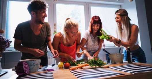 Fomentando una comunidad vegana en España. Relaciones veganas que impulsan el veganismo.